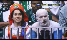 关注娱乐圈的吃瓜群众,揭秘明星幕后故事，吃瓜群众必看！