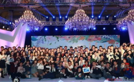 娱乐吃瓜酱年会,年度盛宴，笑料与星光熠熠