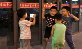 娱乐吃瓜头像男生图片,揭秘娱乐圈男星吃瓜瞬间